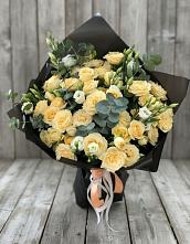 Букет цветов из:  Розы и Лизиантусы в Краснознаменске Калининградской области