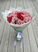 Букет цветов из:  Альстромерии в Краснознаменске Калининградской области