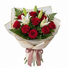 Букет цветов из:  Лилии и Розы в Краснознаменске Калининградской области