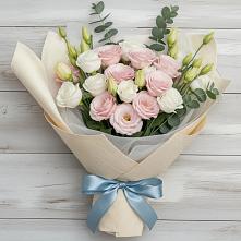Букет цветов из:  Лизиантусы #REPLACE_PRED# Краснознаменске Калининградской области