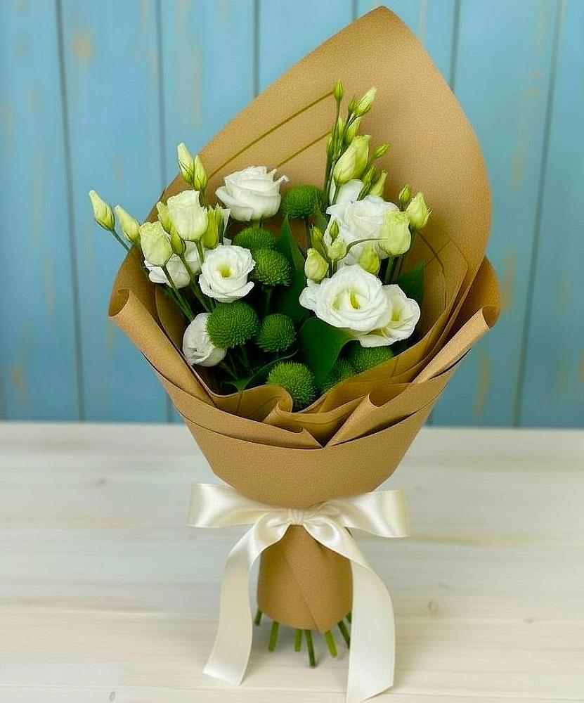 Букет цветов из: Хризантемы и Лизиантусы в Краснознаменске Калининградской области