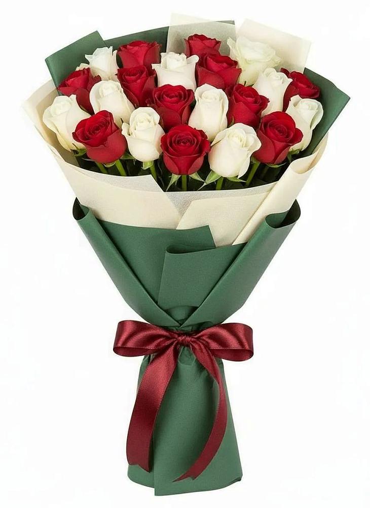 Букет Микс из красных и белых роз в Краснознаменске Калининградской области