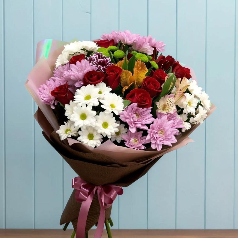 Букет цветов из: Розы, Хризантемы и Альстромерии в Краснознаменске Калининградской области
