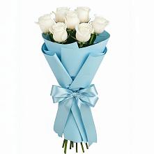 Букет 7 белых роз Проуд в Краснознаменске Калининградской области