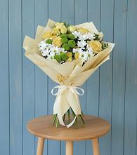 Букет цветов из:  Хризантемы и Розы в Краснознаменске Калининградской области