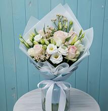 Букет цветов из:  Розы и Лизиантусы в Краснознаменске Калининградской области