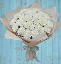 Букет цветов из:  Гвоздики в Краснознаменске Калининградской области