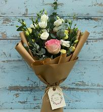 Букет цветов из:  Розы и Лизиантусы в Краснознаменске Калининградской области